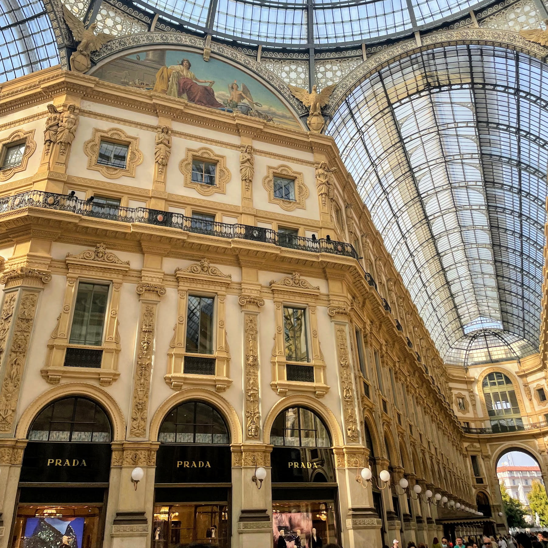 Milan Gallery Andrea Abroad